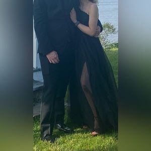 Black prom dress